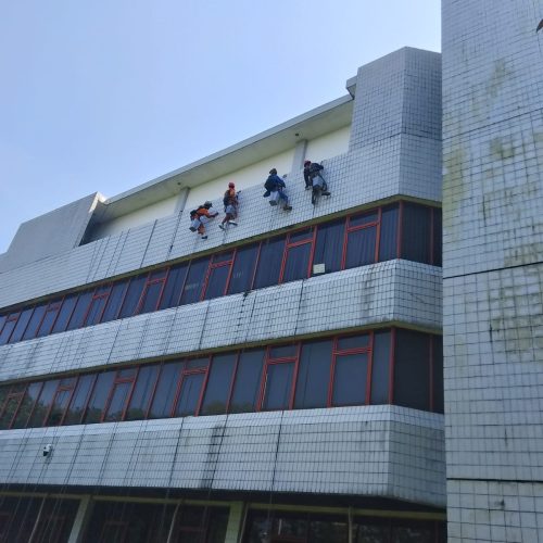 c56a66a9-6baa-4d78-a872-967a4bef116d